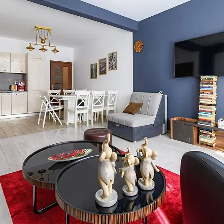 10 Seconds Away From The Main Street, Free Secured Parking Sofia