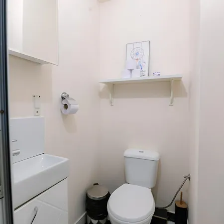 公寓 10 Seconds Away From The Main Street, Free Secured Parking 索菲亞