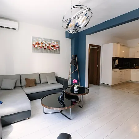 10 Seconds Away From The Main Street, Free Secured Parking 公寓 *